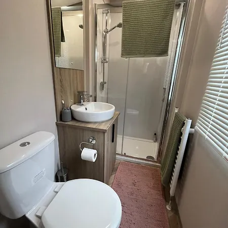 Дом отдыха Hot Tub 5 Star Country Park Amotherby
