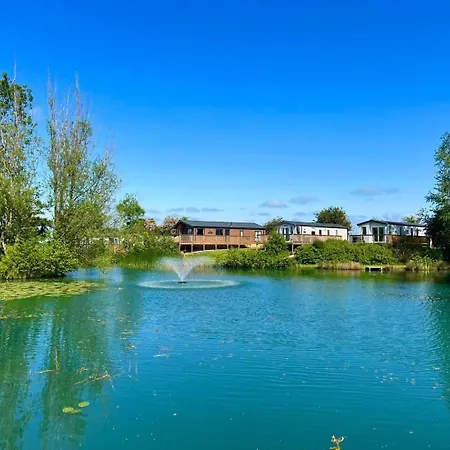 Hot Tub 5 Star Country Park *