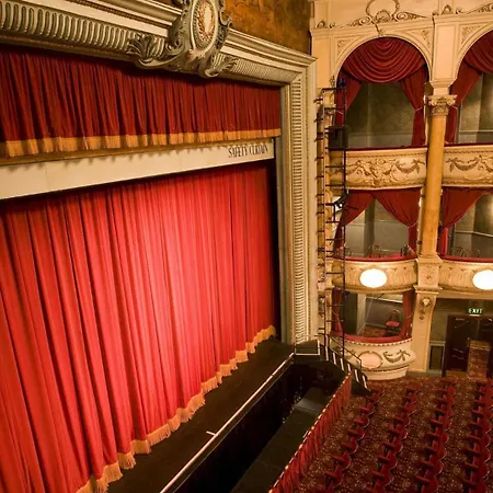 Hot Tub 5 Star Country Park * Amotherby