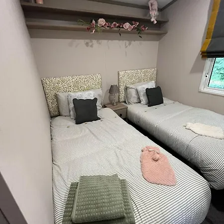 Hot Tub 5 Star Country Park 度假居 Amotherby