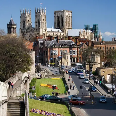 Hot Tub 5 Star Country Park * Amotherby
